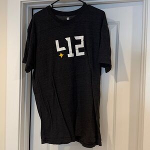 412 Graphic T